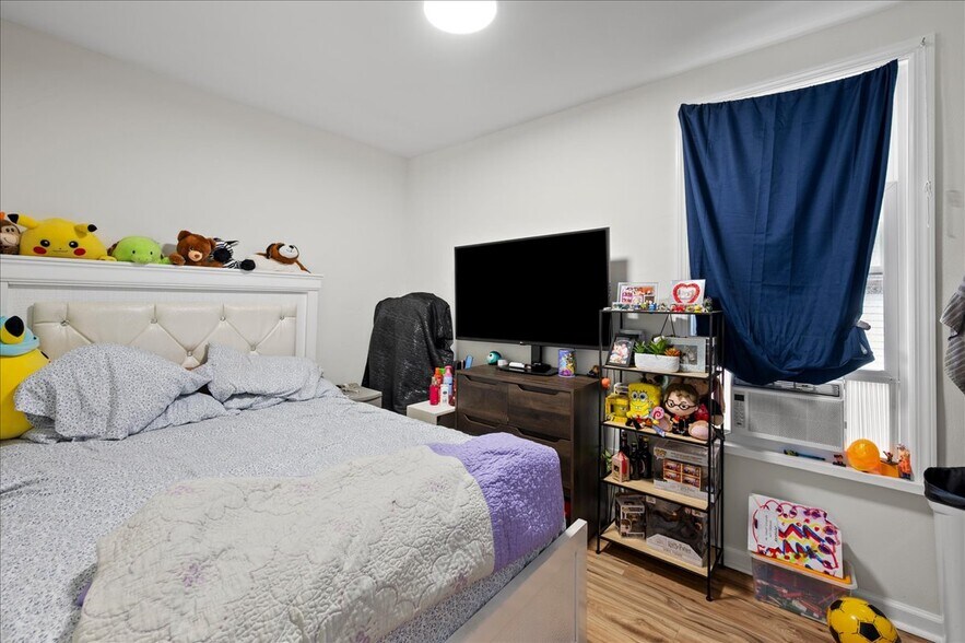 More Photos Of 114 Ferris Ave, White Plains Multifamily For Sale