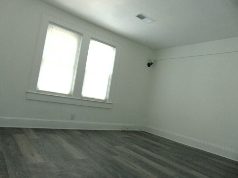 More Photos Of 6277 Memorial Dr, Stone Mountain Medical For Sale