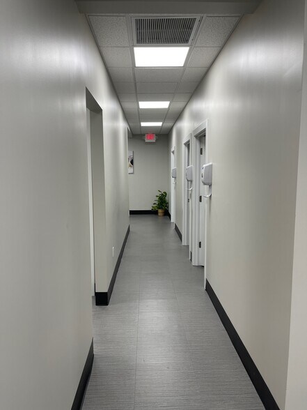 More Photos Of 31201 US Highway 19 N, Palm Harbor Coworking Space