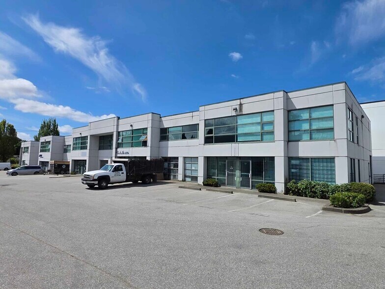 More Photos Of 1083 Kent Ave NE, Vancouver Light Manufacturing For Sale