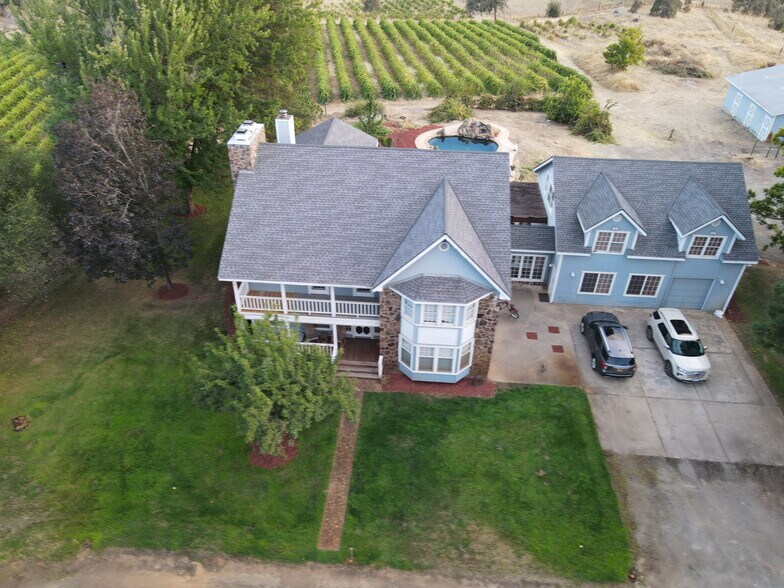 More Photos Of 10580 Dickson Rd, Plymouth Winery Vineyard For Sale