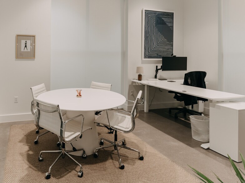 More Photos Of 9555 Harmon Rd, Fort Worth Office For Lease