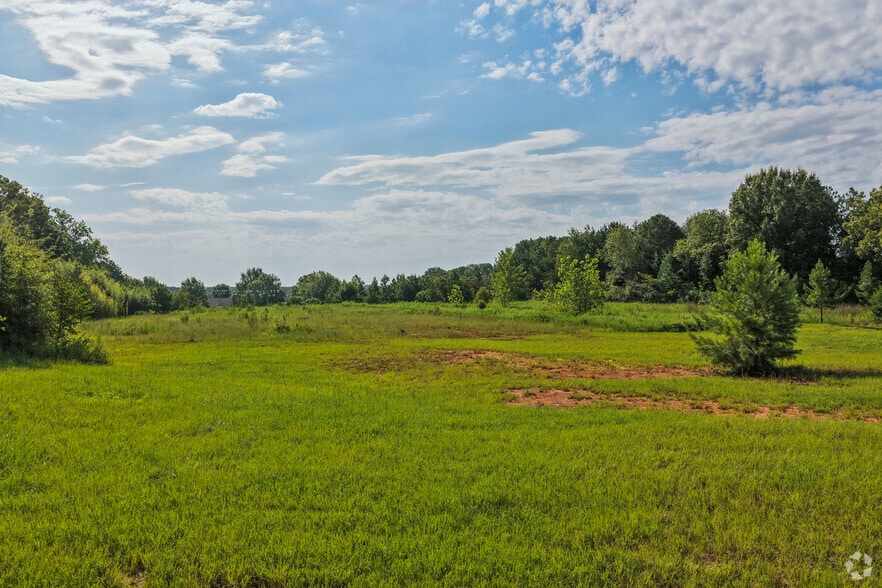 More Photos Of 211 Williamson Rd, Mooresville Land For Sale