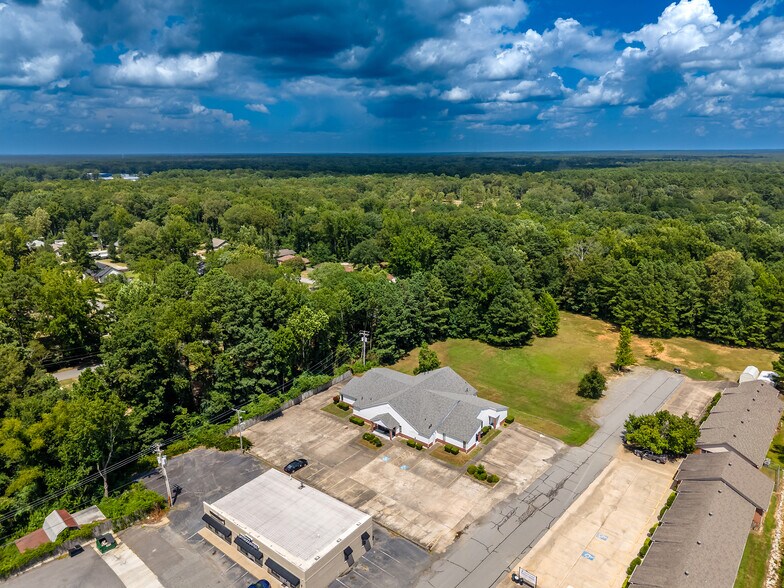 More Photos Of 16 Opportunity Dr, Sheridan Office For Sale