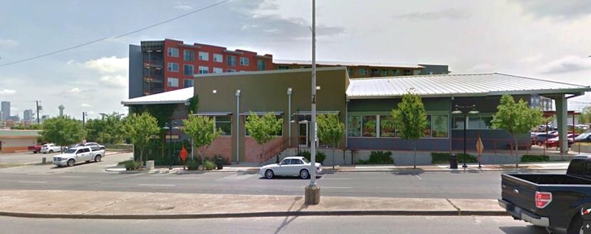 More Photos Of 1818 Sylvan Ave, Dallas Unknown For Lease