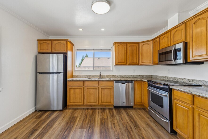 More Photos Of 3851 Vineyard Ave, Pleasanton Apartments For Sale
