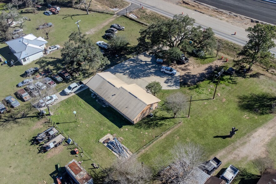 More Photos Of 4959 US-90, Alleyton Office For Sale