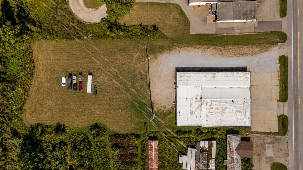 More Photos Of 2025 N Lapeer Rd, Lapeer Warehouse For Lease