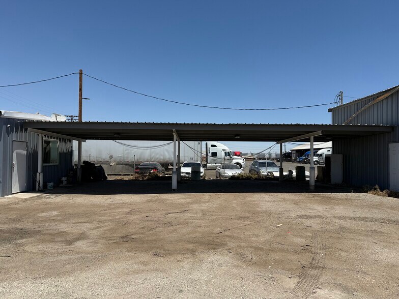 More Photos Of 1210 2nd Street st, El Centro Service For Sale