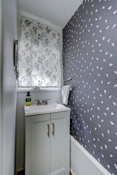 More Photos Of 215 E Willis St, Prescott Apartments For Sale