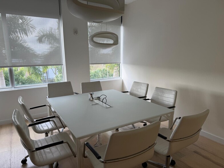 More Photos Of 7950 NW 53rd St, Doral Medical For Sale