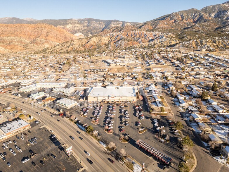 More Photos Of 633 S Main St, Cedar City Freestanding For Lease