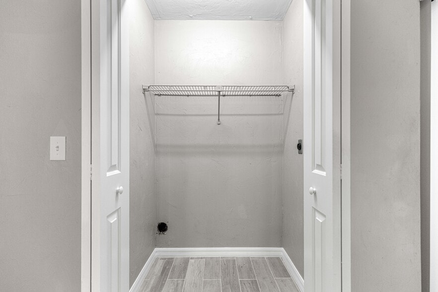 More Photos Of 4151 SE 22nd Ave, Ocala Apartments For Sale