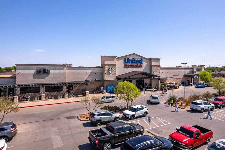 More Photos Of 4th and Milwaukee Ave, Lubbock General Retail For Sale