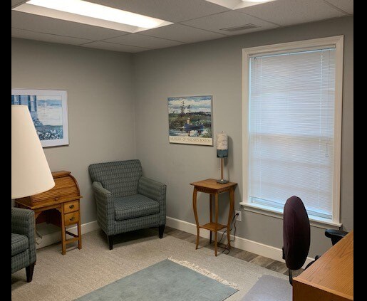 More Photos Of 33 Bedford St, Lexington Medical For Lease