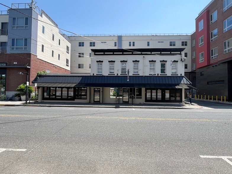 Primary Photo Of 11 Bridge Ave, Red Bank Restaurant For Lease