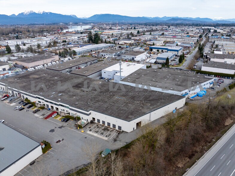 More Photos Of 18800-18806 96th Ave, Surrey Warehouse For Lease