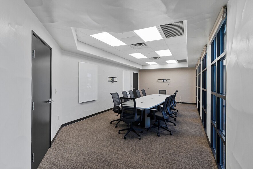 More Photos Of 5670 S Wynn Rd, Las Vegas Research And Development For Lease