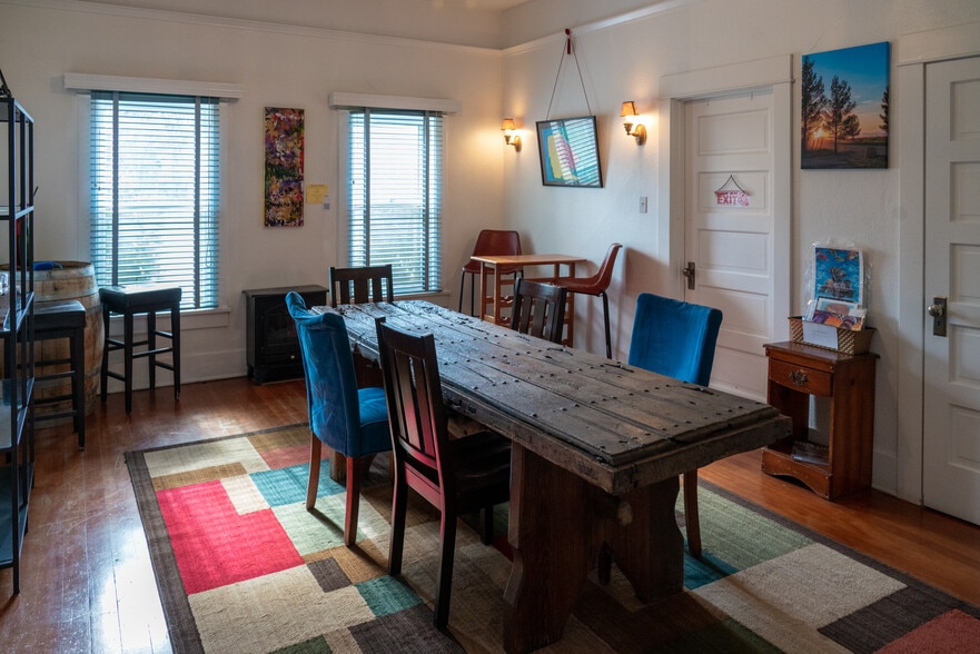 More Photos Of 315 S Willard St, Cottonwood Office Residential For Sale