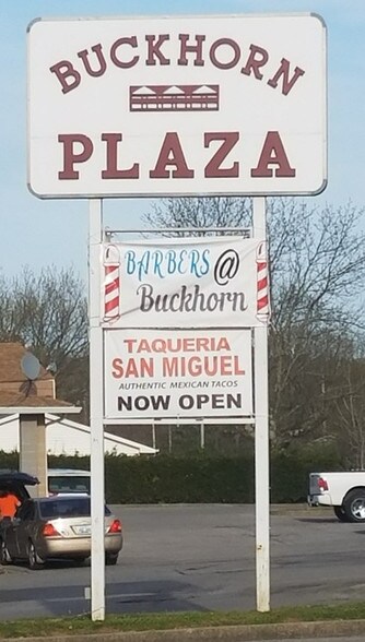 More Photos Of 3429-3459 Buckhorn Dr, Lexington Flex For Lease