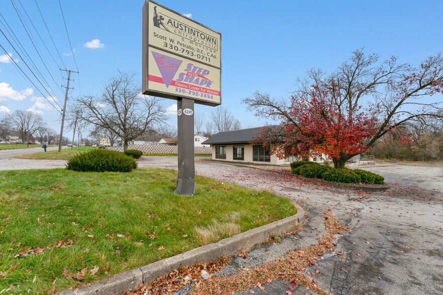 More Photos Of 4241 Kirk Rd, Austintown Office For Sale