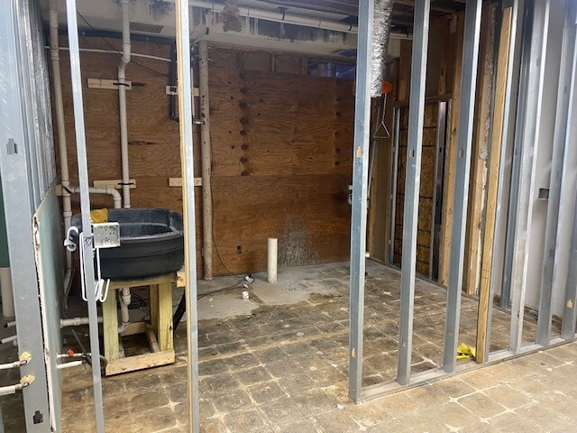 More Photos Of 7448 Springfield Ave, Sykesville Storefront For Lease