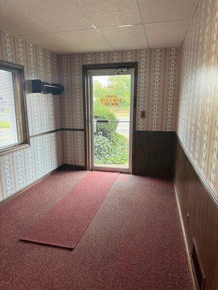 More Photos Of 266 E Main St, Marcellus Office For Sale
