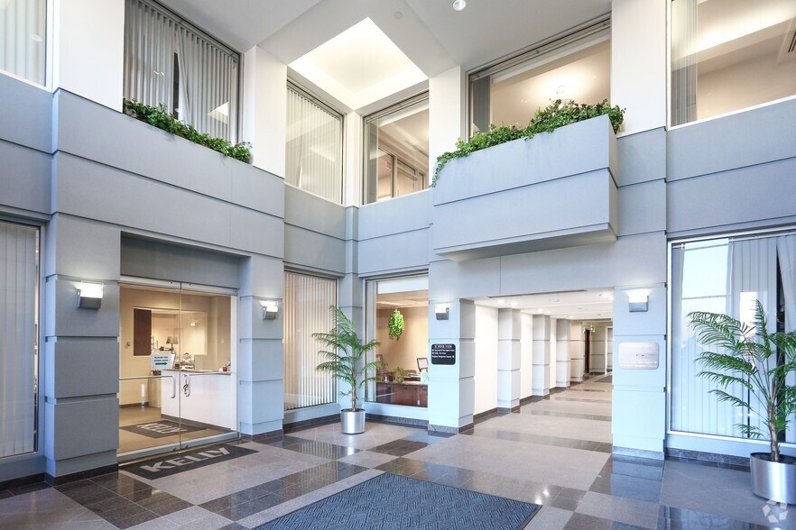 More Photos Of 76 Batterson Park Rd, Farmington Office For Lease