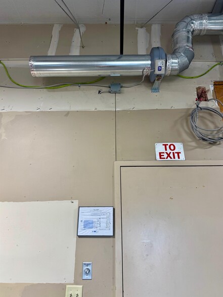 More Photos Of 3521 Antelope Ave, Kearney Manufacturing For Sale