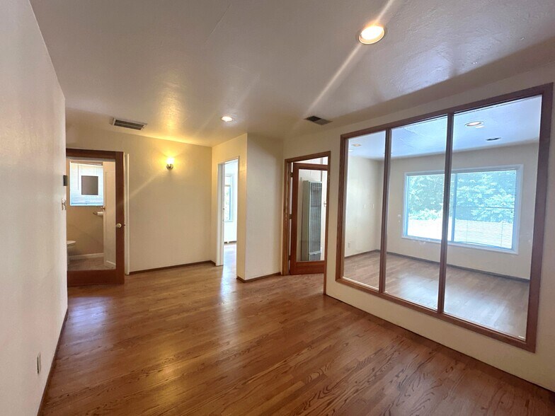 More Photos Of 1605-1615 W El Camino Real, Mountain View Medical For Sale