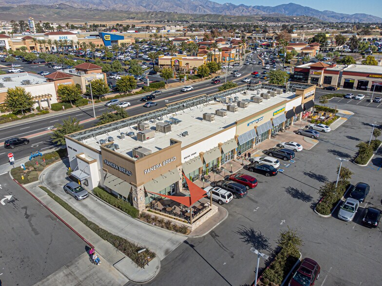 More Photos Of 1620 E 1st St, Beaumont General Retail For Sale