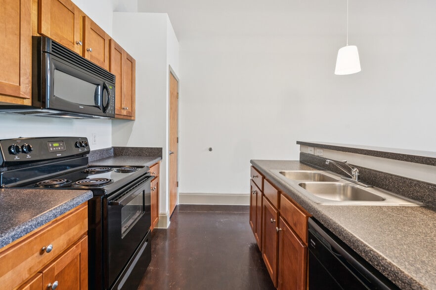 More Photos Of 2100 Main St, Porterdale Apartments For Lease