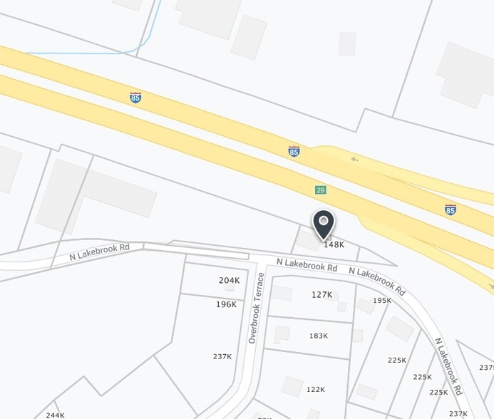 More Photos Of 9008 N Lakebrook Rd, Charlotte Light Distribution For Sale