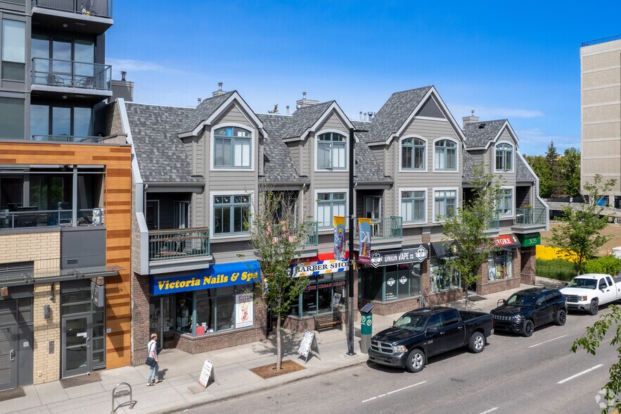 Primary Photo Of 305 10th St NW, Calgary Storefront Retail Residential For Lease