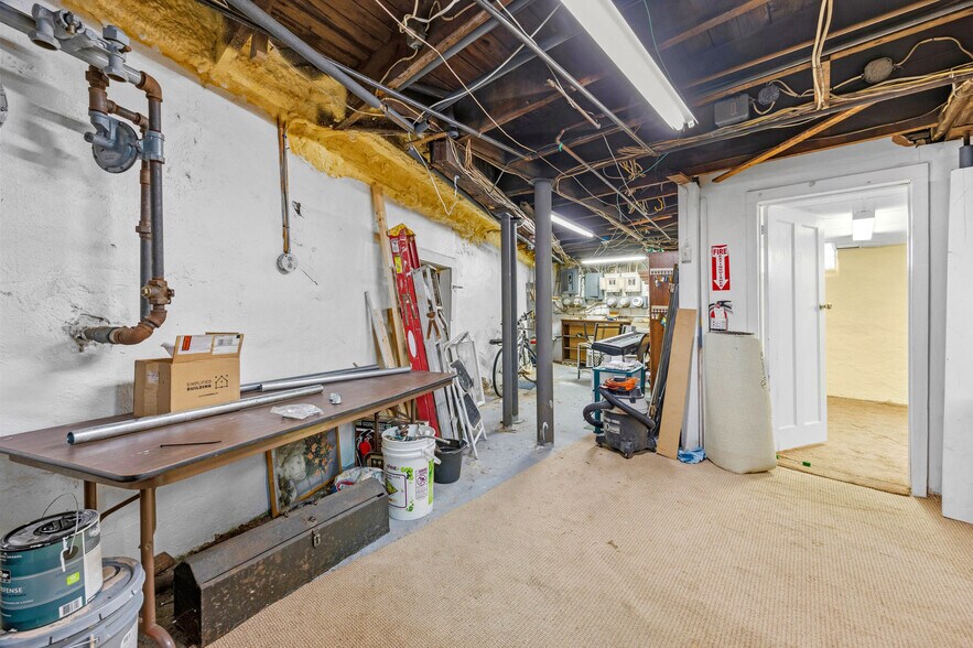 More Photos Of 871-873 Atlantic Ave, Rochester Office Residential For Sale