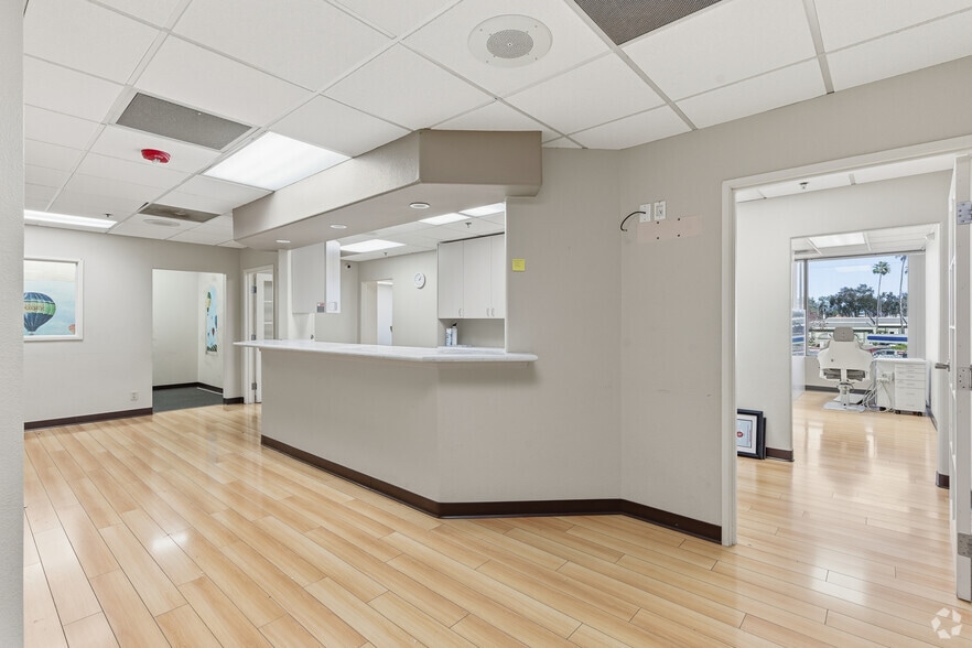 More Photos Of 41593 Winchester Rd, Temecula Office For Lease