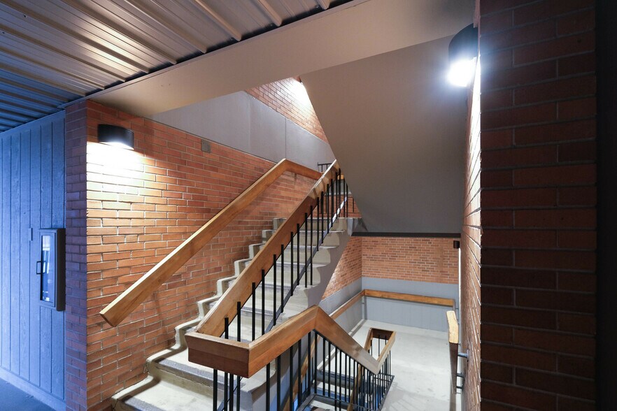 More Photos Of 500 S 2nd St, Mankato Apartments For Sale