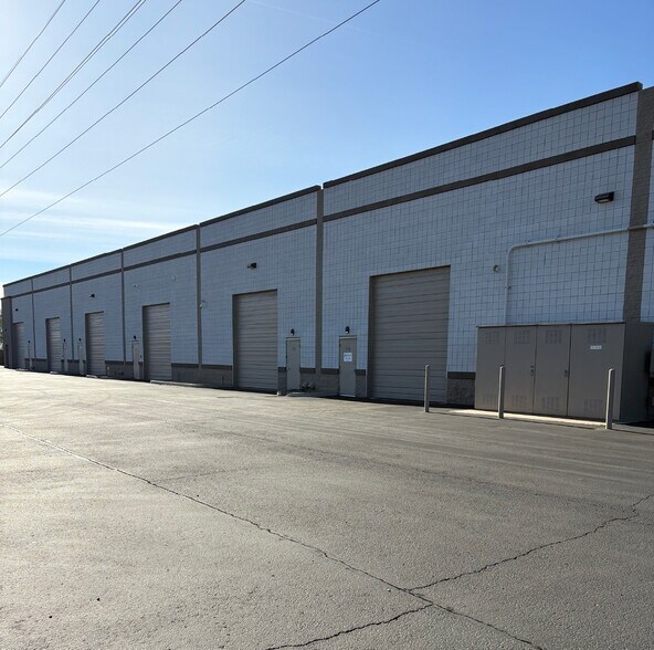 More Photos Of 7363 E Adobe Dr, Scottsdale Light Distribution For Sale