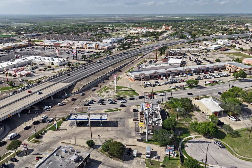 More Photos Of 13433 Leopard St, Corpus Christi General Retail For Sale