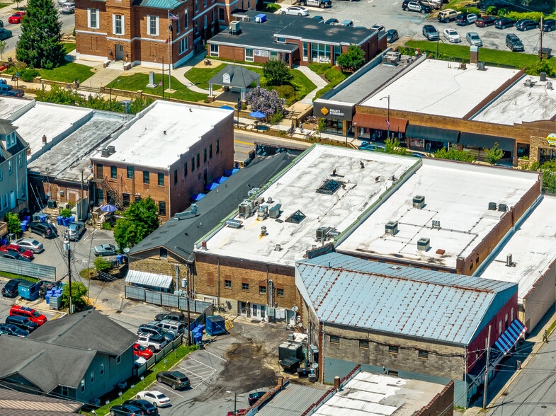 More Photos Of 36 & 44 E Main St., Brevard Storefront Retail Office For Sale