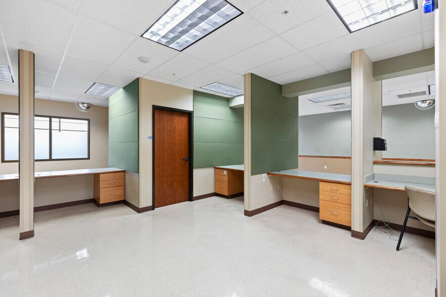 More Photos Of 1123 N Main Ave, San Antonio Medical For Sale