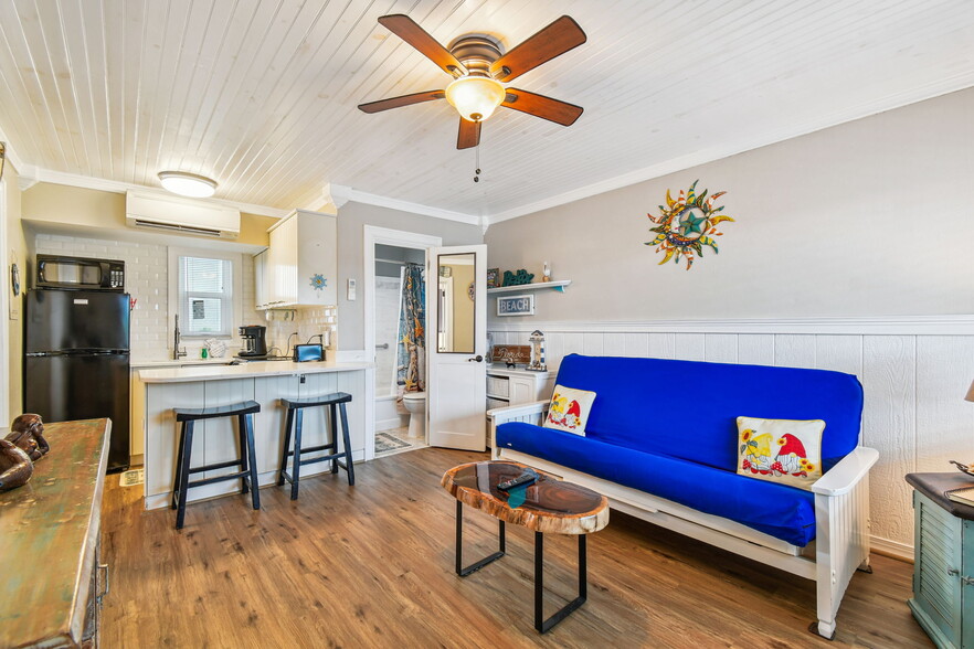 More Photos Of 11730 Gulf Blvd, Treasure Island Apartments For Sale