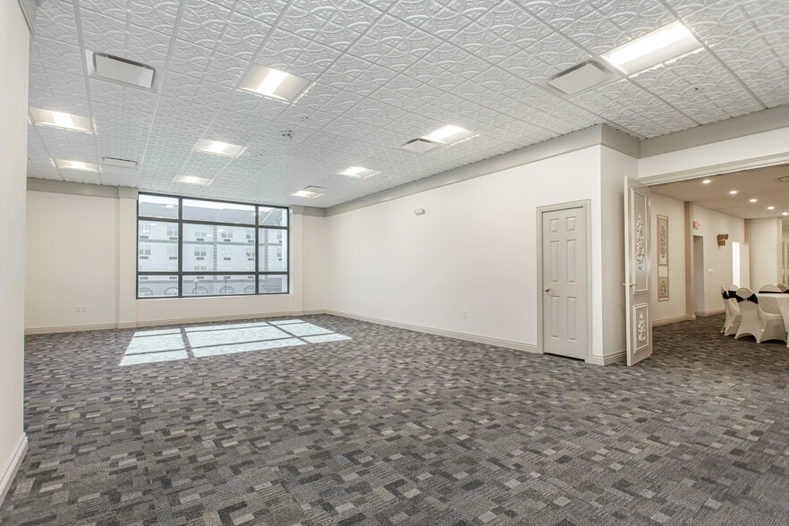 More Photos Of 10841 Composite Dr, Dallas Lodge Meeting Hall For Sale