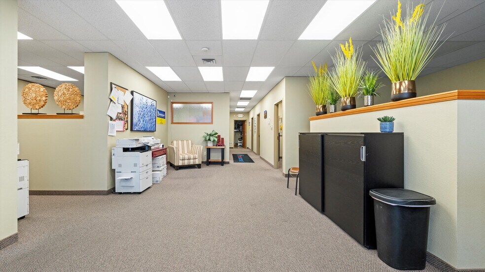 More Photos Of 8318 Gage Blvd, Kennewick Storefront Retail Office For Sale