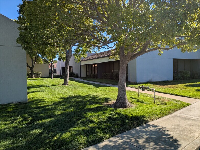 More Photos Of 4701 Patrick Henry Dr, Santa Clara Unknown For Lease