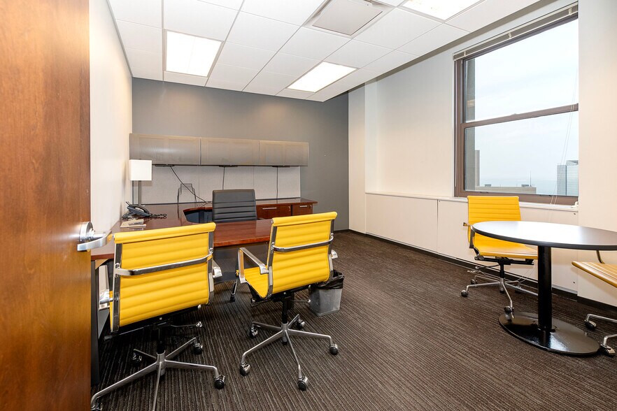 More Photos Of 50 Public Sq, Cleveland Office For Lease