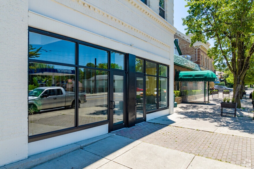 More Photos Of 1922 Brown St, Dayton Storefront Retail Residential For Lease