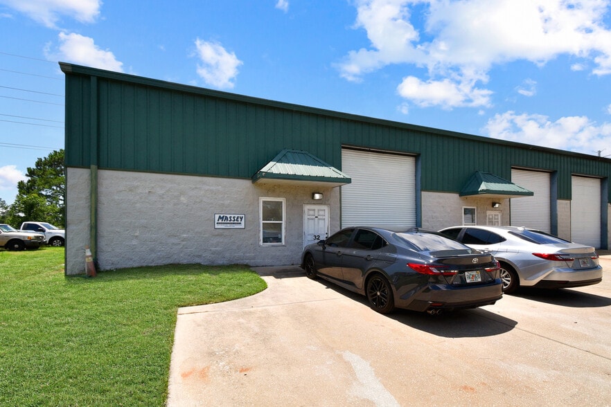 More Photos Of 1761 Dobbs Rd, Saint Augustine Warehouse For Lease
