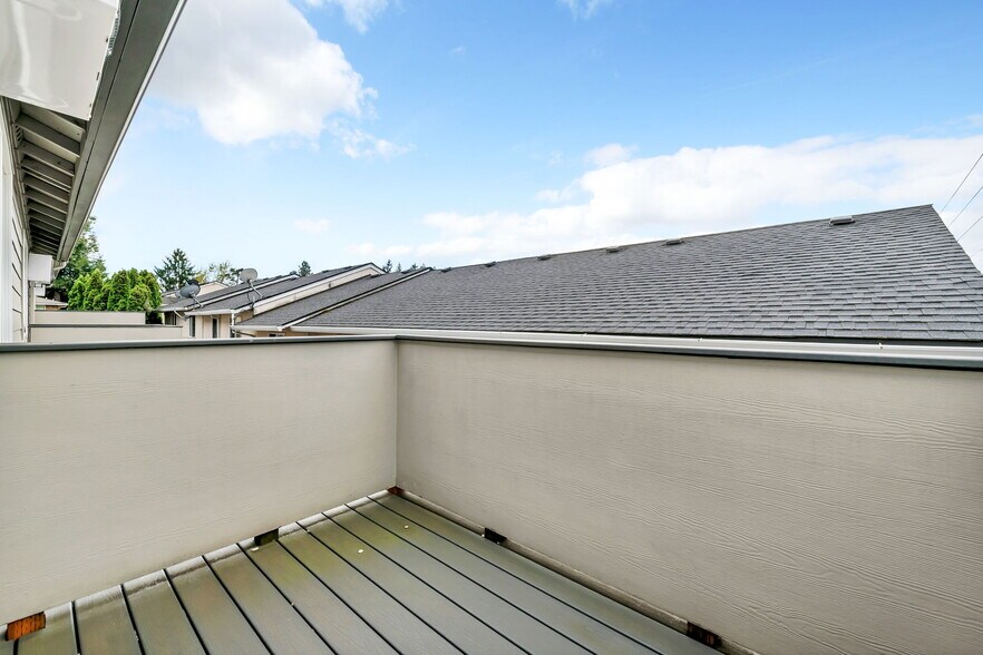 More Photos Of 3942 Ward Dr NE, Salem Apartments For Sale