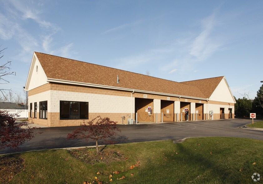 Primary Photo Of 1017 E Grand Blanc Rd, Grand Blanc Carwash For Sale